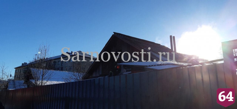 Под Саратовом в сгоревшем доме нашли тело пенсионерки