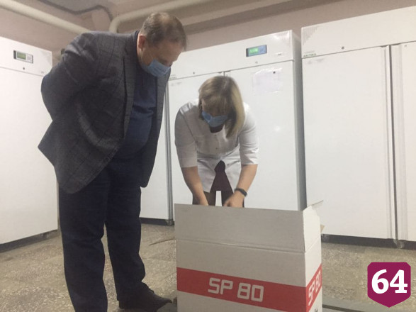 В Саратове условия хранения вакцины от коронавируса взяли на особый контроль