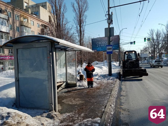 Бусаргин указал на приоритеты в уборке Саратова от снега