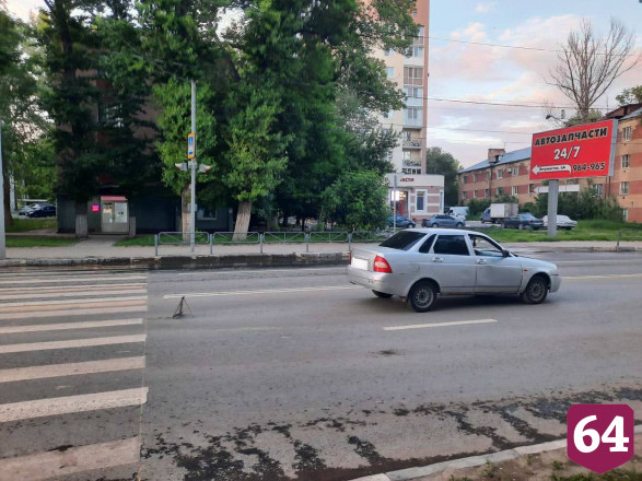 В Саратове водитель «Лады» на переходе покалечил 12-летнюю девочку