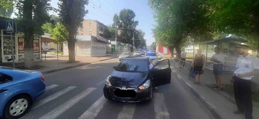 В Саратове автоледи на иномарке сбила старушку