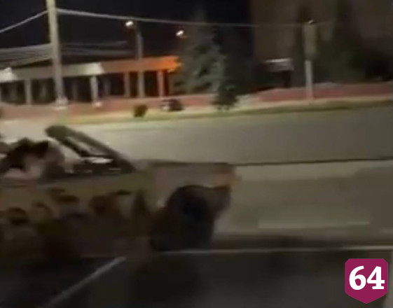 В Саратовской области «бродяги» на кабриолете уходили от полицейской погони