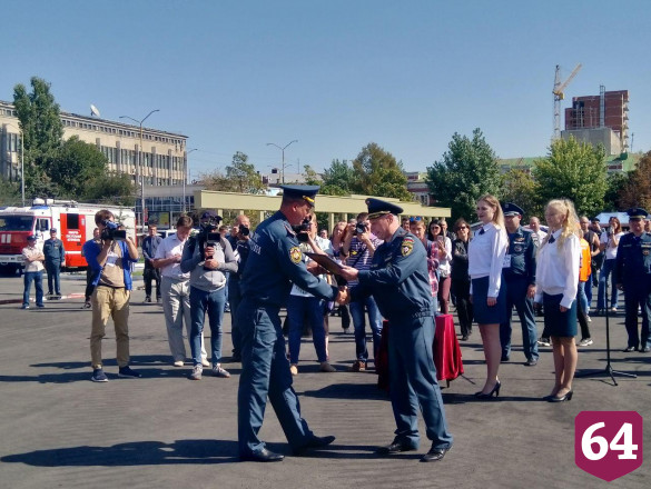 В центре Саратова роботы тушили пожар 