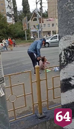 В Энгельсе маршрутка сбила 73-летнюю женщину