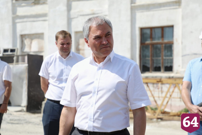 Володин призвал обеспечить школы Саратова всем необходимым