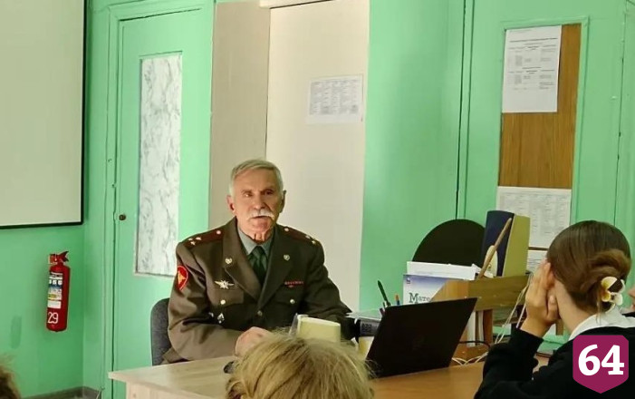 Саратовских школьников заинтересовали агродронами и беспилотными тракторами