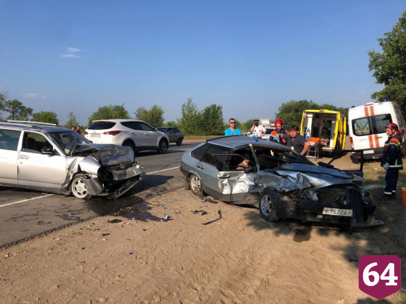 В аварии на окраине Саратова погиб мужчина 