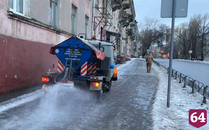 Глава Саратова объявила борьбу с гололедом
