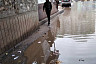 Центральную улицу Энгельса затопили дождевые воды