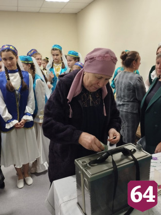 Юные артисты помогли собрать средства на подарки бойцам СВО