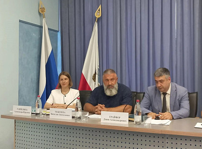 Саратовский общественник призвал разъяснить детям житейские правила