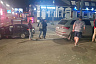 В центре Саратова кроссовер после ДТП выбросило на тротуар