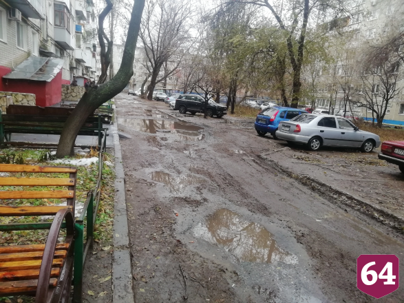 Саратовцы похвастались жизнью на первой линии от «моря»