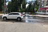 В Саратове провалился асфальт и превратился в пляж для голубей