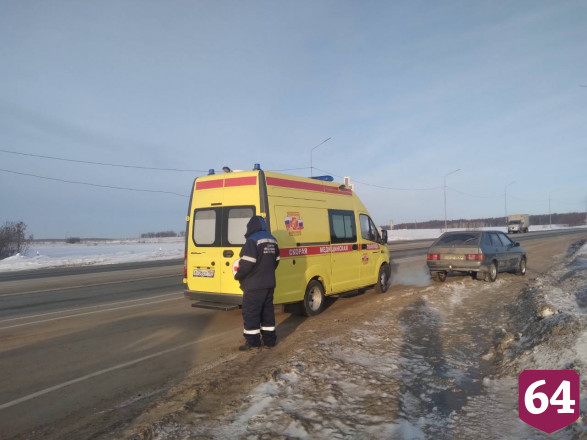 В аварии с такси под Саратовом разбилась водитель легковушки