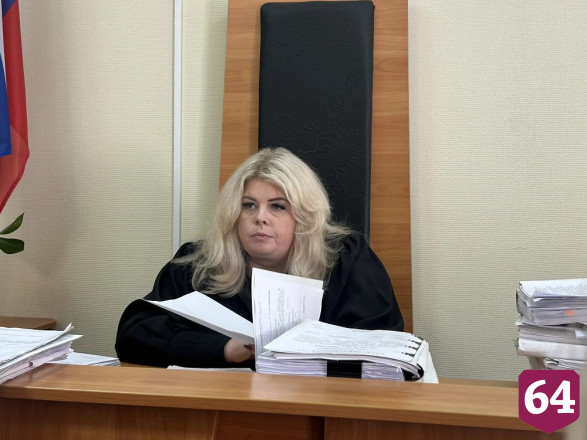 Суд запросил у Госстройнадзора документы по делу о высотках в Авиаторе 