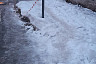 В Саратове с крыши дома со снегом сошел шифер 