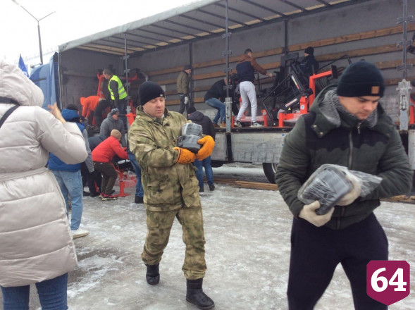 В Саратов привезли тренажеры для «Народного фитнес-парка» 