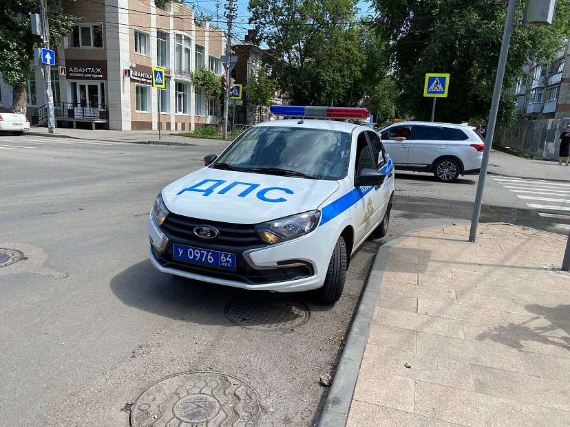 Жителей Саратова призвали сообщать о пьяных водителях