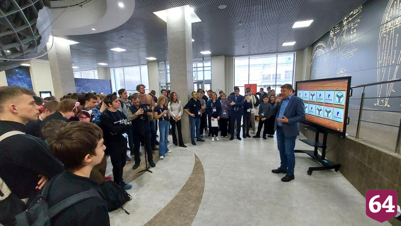  «Ростелеком» поддержал саратовских школьников на турнире по программированию