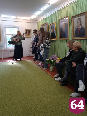 В Саратове показывают портреты любимого художника Олега Табакова