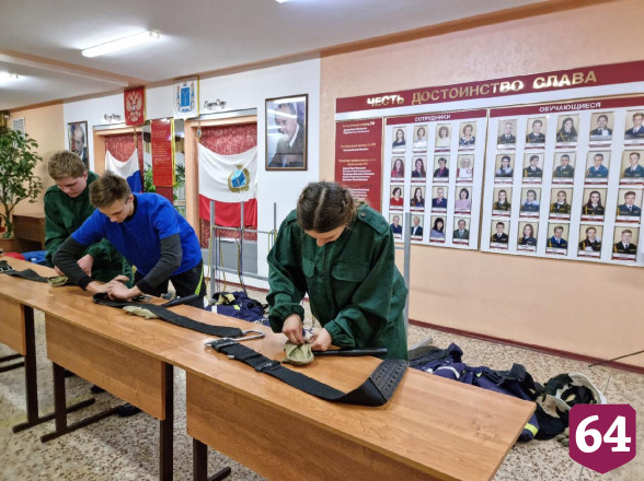 Подполковник в отставке учит студентов спасать людей в ДТП 