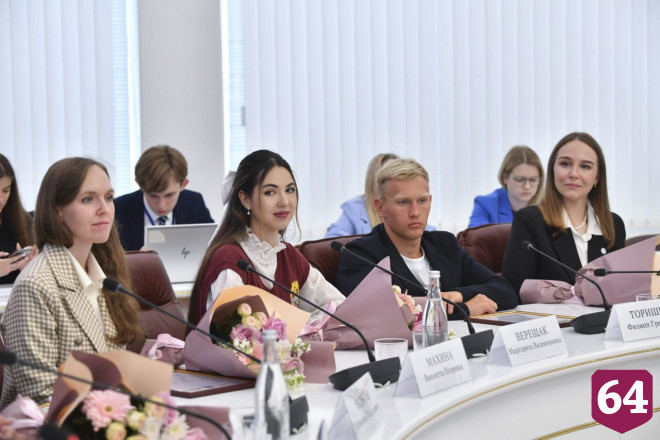 Столыпинскую премию от губернатора получили 10 молодых саратовцев