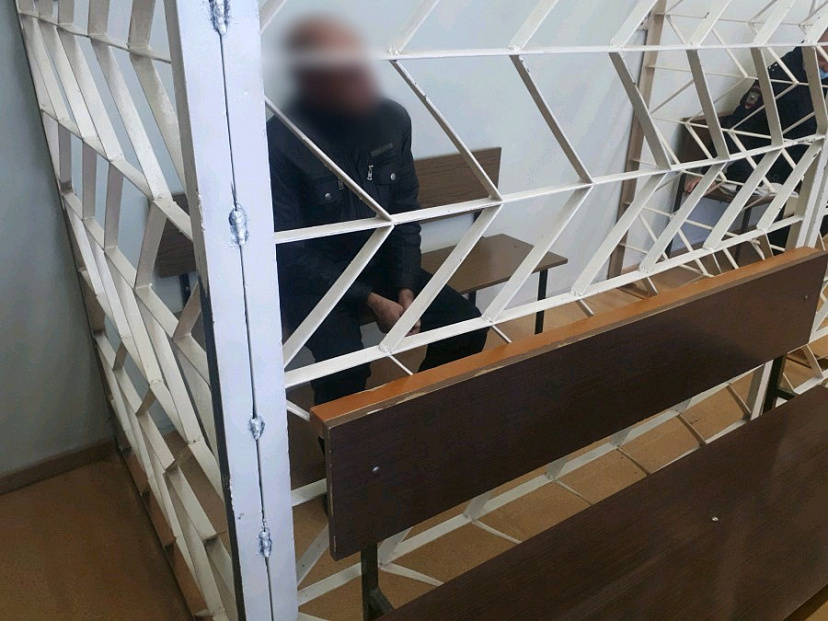 Саратовца отправили на строгий режим за укус полицейского