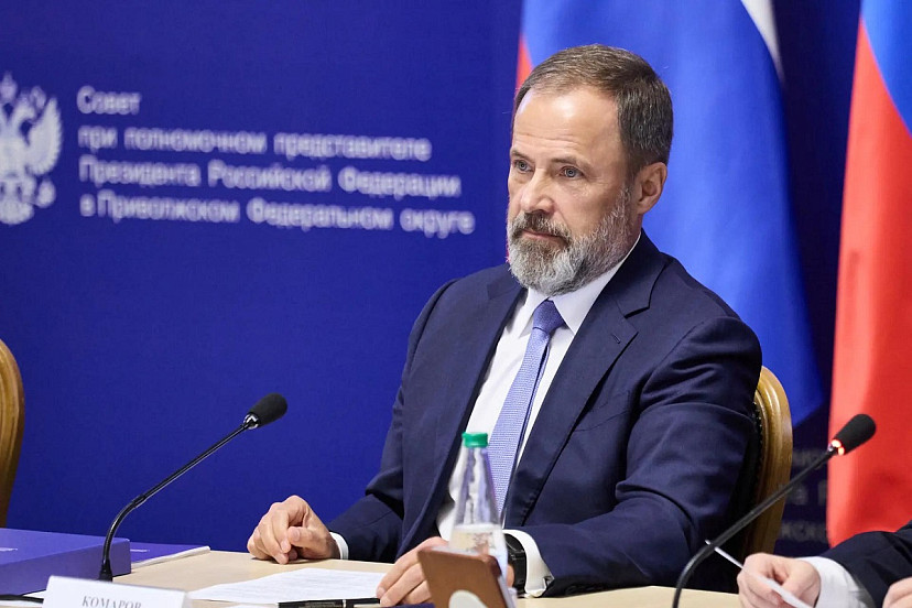 Игорь Комаров в День знаний напомнил о роли образования 
