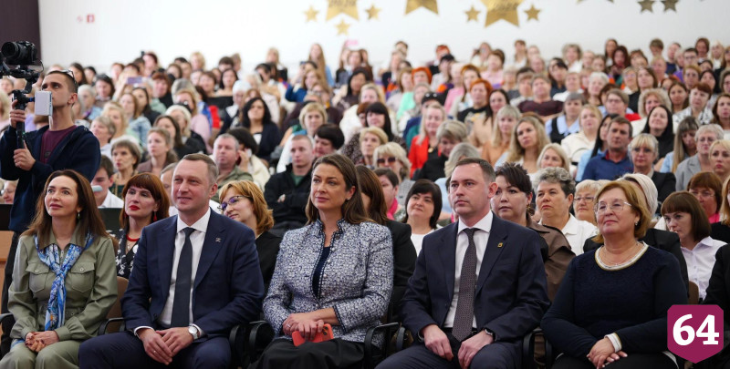 В Энгельсе «Большой женсовет» объединил более 500 активисток