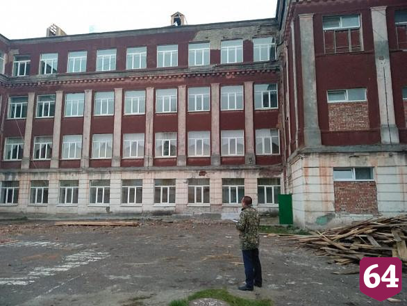 Бригадир получил условный срок за гибель молодого кровельщика