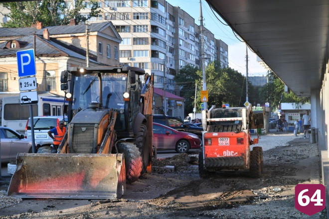 Губернатор раскритиковал темпы ремонта тротуаров в Саратове
