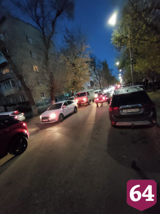 Транспортный коллапс парализовал центр Саратова