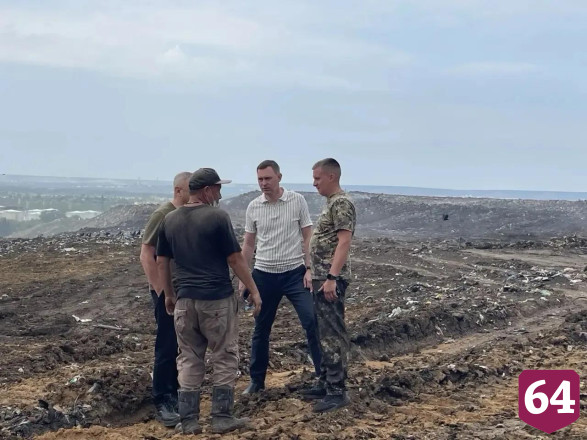 Площадь тушения свалки в Энгельсе значительно уменьшилась