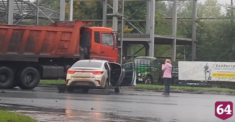 Автоледи после массового ДТП попала в больницу 