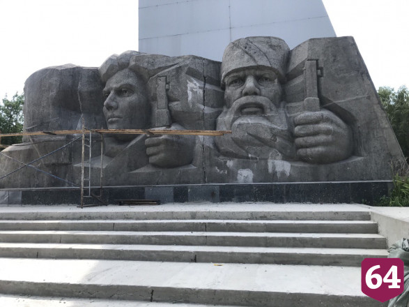 Мемориал под Саратовом реставрируют методом инъецирования