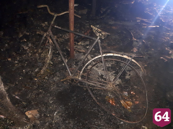 Под Саратовом в дачном доме сгорели три человека
