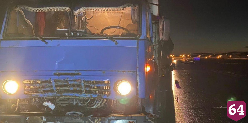 Под Саратовом водитель КамАЗа задавил пешехода