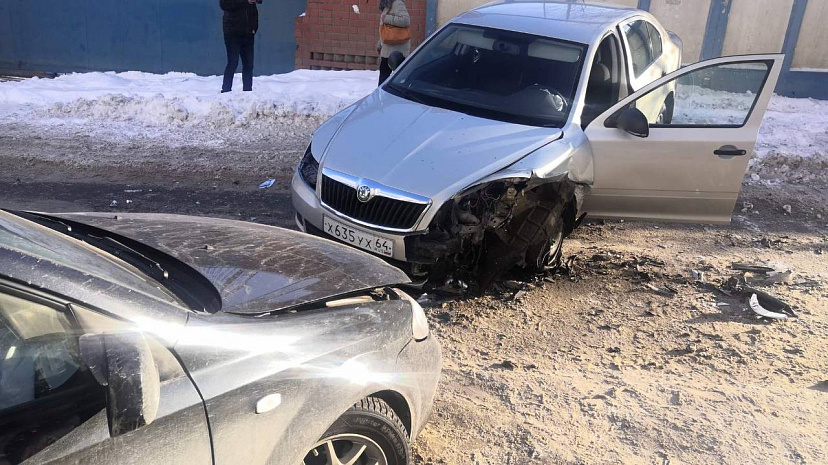 В ДТП на Огородной улице разбились двое водителей