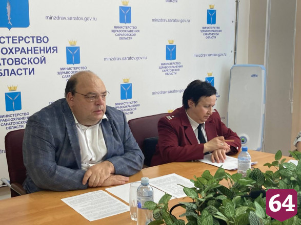 Роспотребнадзор рекомендовал саратовцам носить маски 