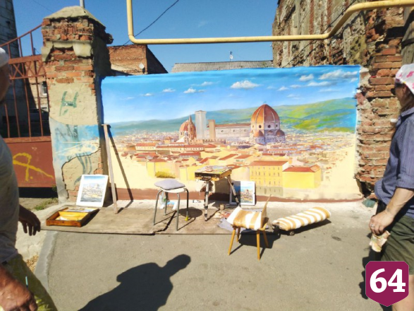 В Саратове начался сбор средств на фреску у дома «певца Волги»