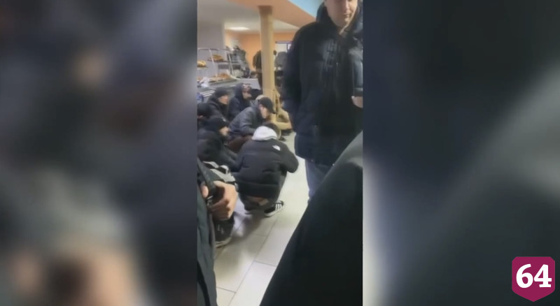 Трех жителей Саратовской области осудили за помощь нелегалам