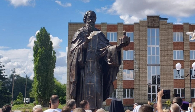 В Саратовской области открыли памятник Сергию Радонежскому