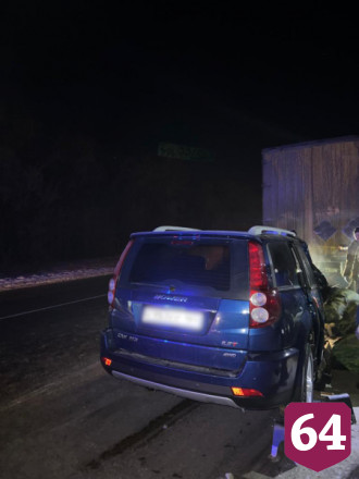 Двое саратовцев пострадали в ДТП с фурой под Воронежем