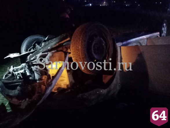У погибшей в ночном ДТП под Саратовом женщины осталось 2 детей