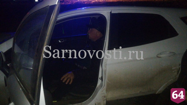 В аварии с фурой под Саратовом травмировался водитель кроссовера 