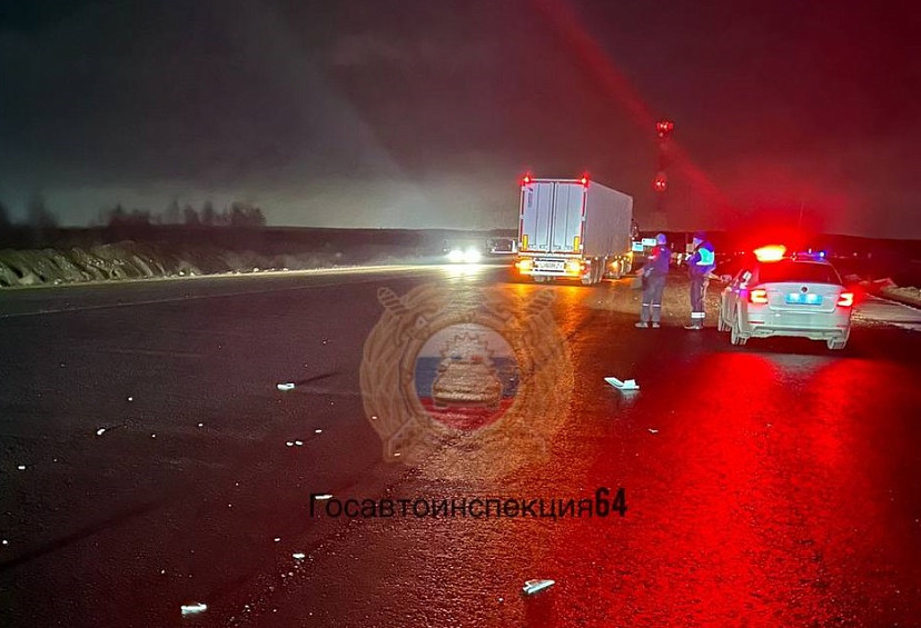В Саратове фура сбила пешехода
