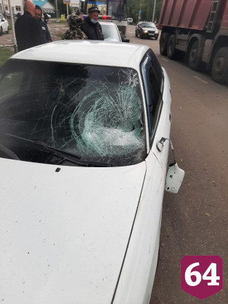 Мужчина не дошел до «зебры» несколько метров и попал в больницу