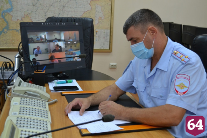 Жители Саратова пожаловались на нелегальную торговлю алкоголем 