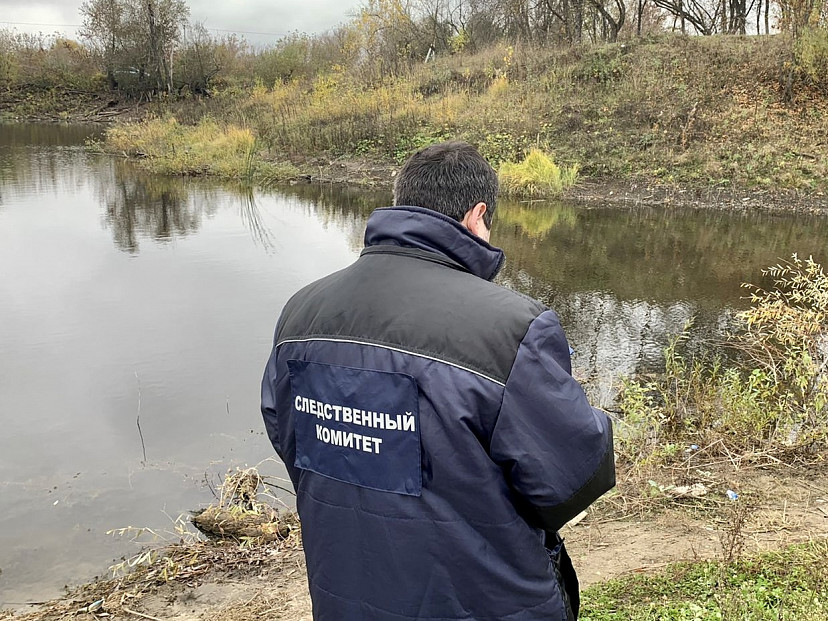 Из пруда под Саратовом вытащили тело утопленника